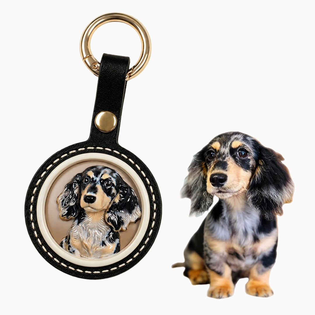 Personalized raised-relief pet portrait keychain on genuine leather